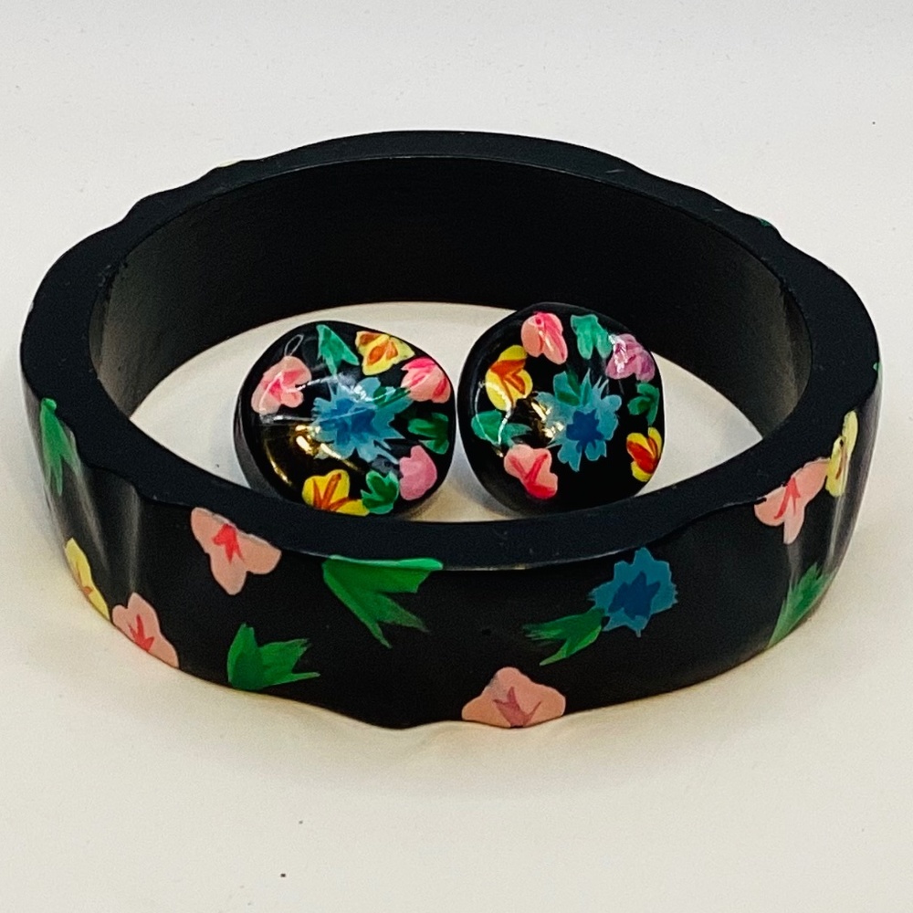 Hand Painted Acrylic Bangle Bracelet and matching Earrings